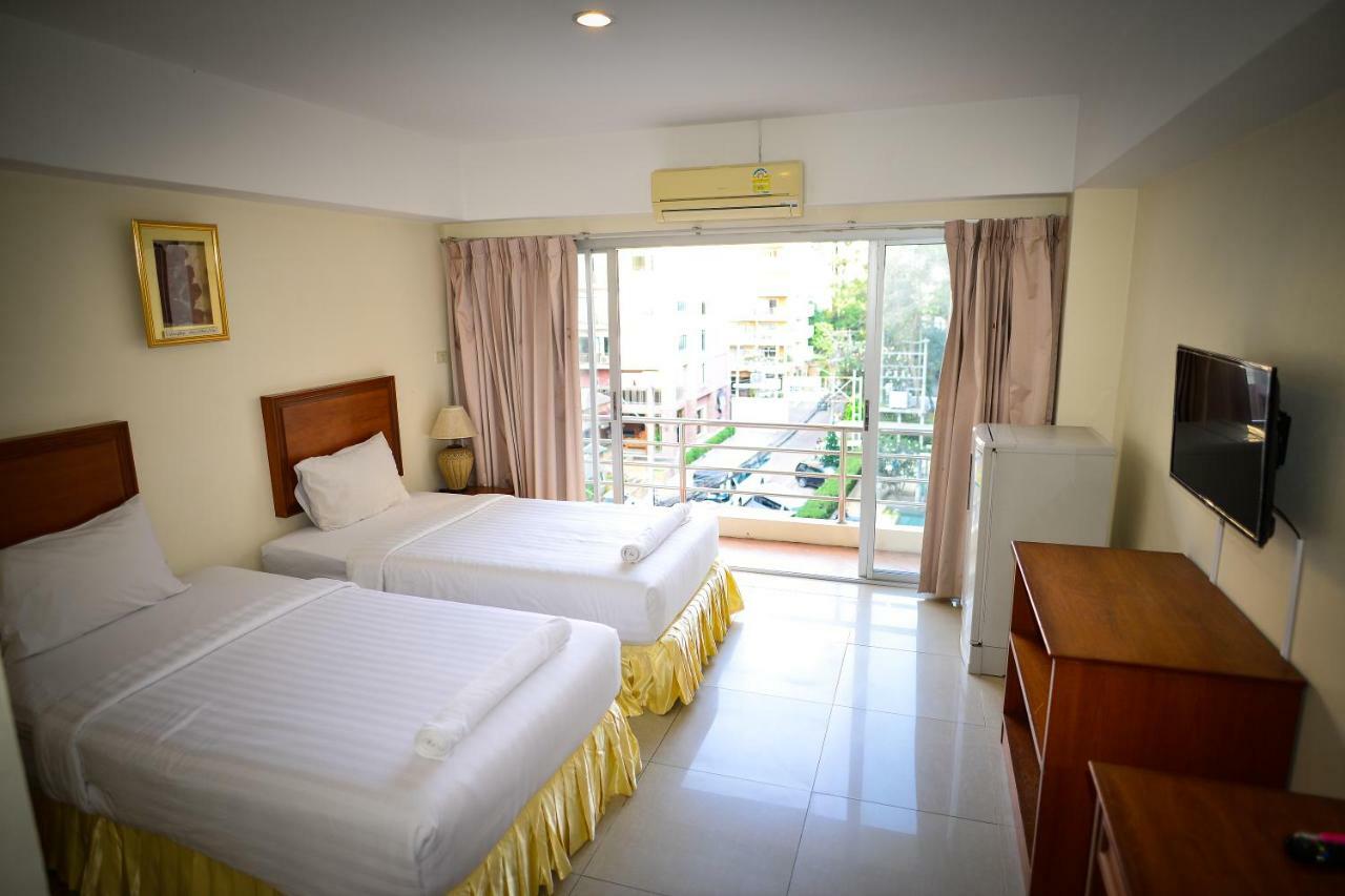 Rajadhani Hotel Pattaya Zewnętrze zdjęcie